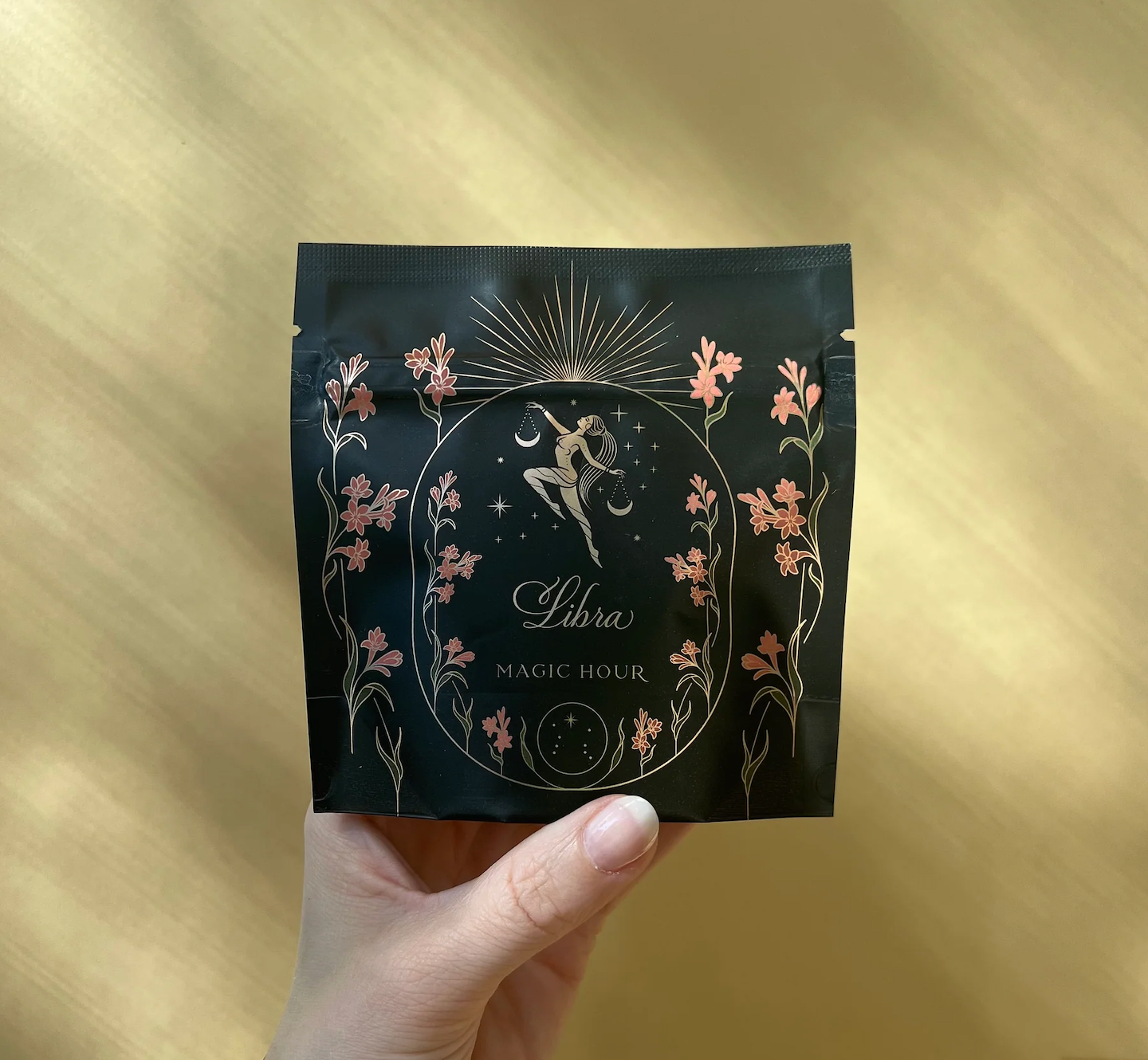 Libra: Shatavari-Cardamom-Rose White Love Cake Tea